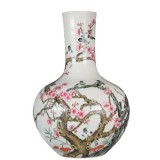 喜上眉梢天球瓶