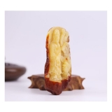 自在观音蜜蜡摆件