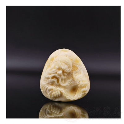 钟馗伏魔蜜蜡雕件