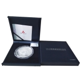 2018年150克熊猫银币