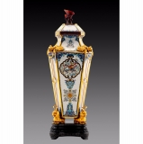 张同禄景泰蓝兽座方尊